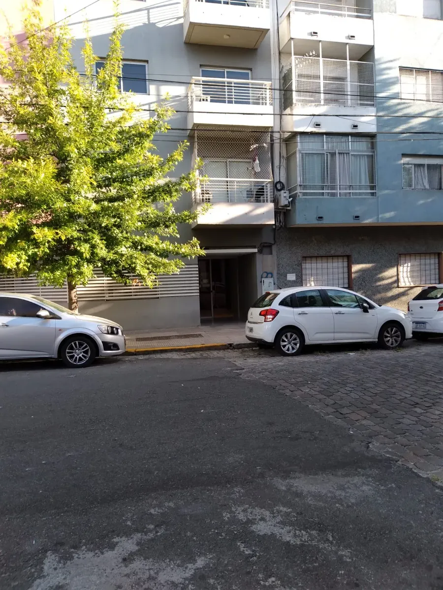 Departamento 2 Ambientes Paqiuete Con Expensas Incluidas 35 M En Querandies Y Pringles