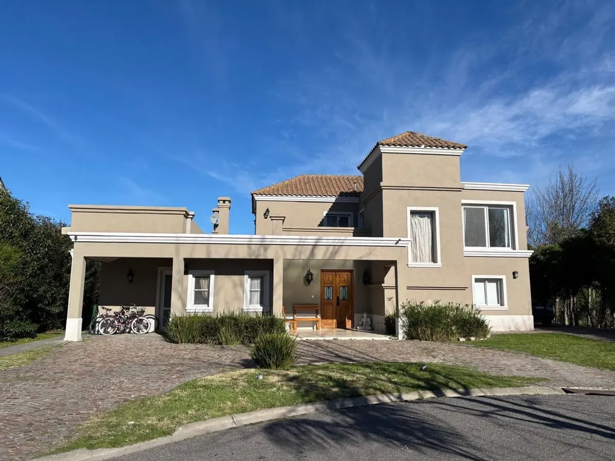 Alquiler Con Muebles Permanente- 4 Dorm- Seguridad- Pileta
