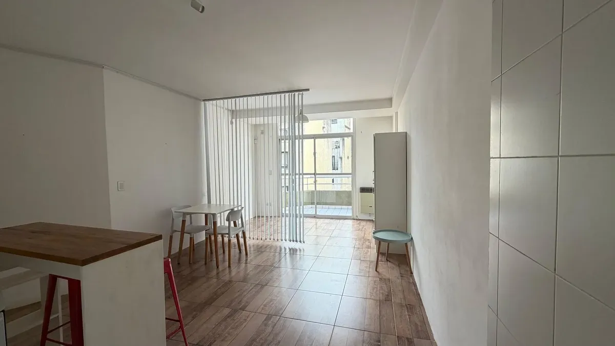Alquiler Monoambiente Barrio Norte Con Balcon