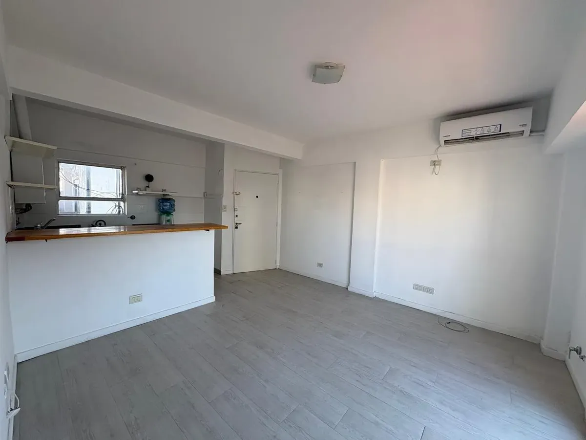 Alquiler Depto 2 Amb Balvanera C/balcón Terraza Y Vista Abierta