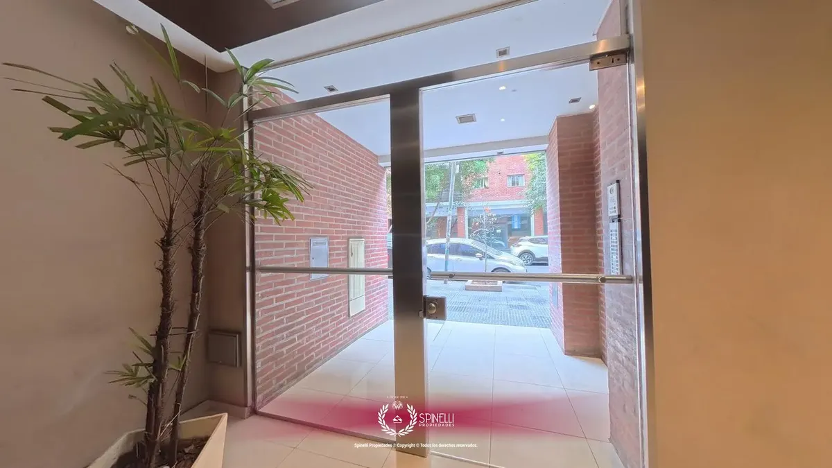 Alquiler Departamento Monoambiente 36 M² Luminoso En Núñez Con Balcón Contrafrente Terraza Parrilla