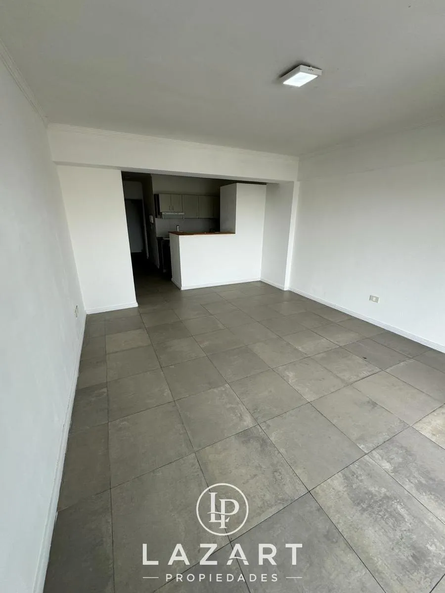 Departamento 1 Ambiente Con Cochera En Villa Ballester Centro