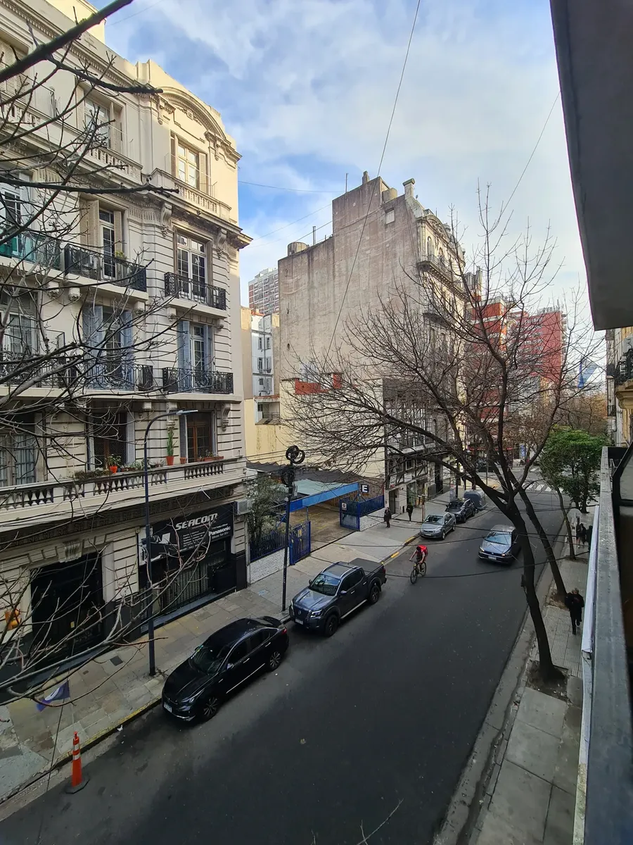 1 Amb Bme Mitre 2061 Frente Balcon (barrio: Congreso)