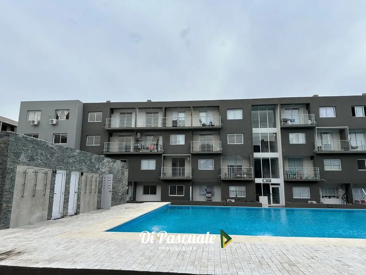 Alquiler Departamento 2 Ambientes Con Balcón, Sum, Pileta Y Parrillas - Moreno Sur Complejo Solares