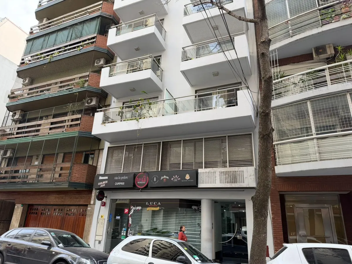 Colegiales- Ambiente En Alquiler, Amoblado A Pasos Metro Bus. Amplio Balcon, Impecable