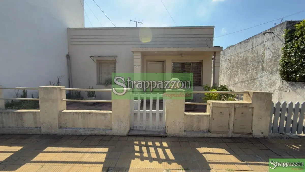 Casa 2 dormitorios con cochera