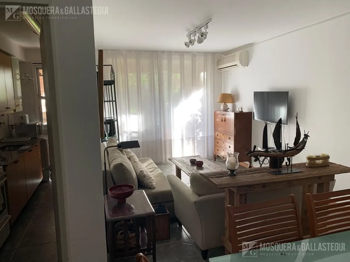 Departamento En Jardines De San Isidro I