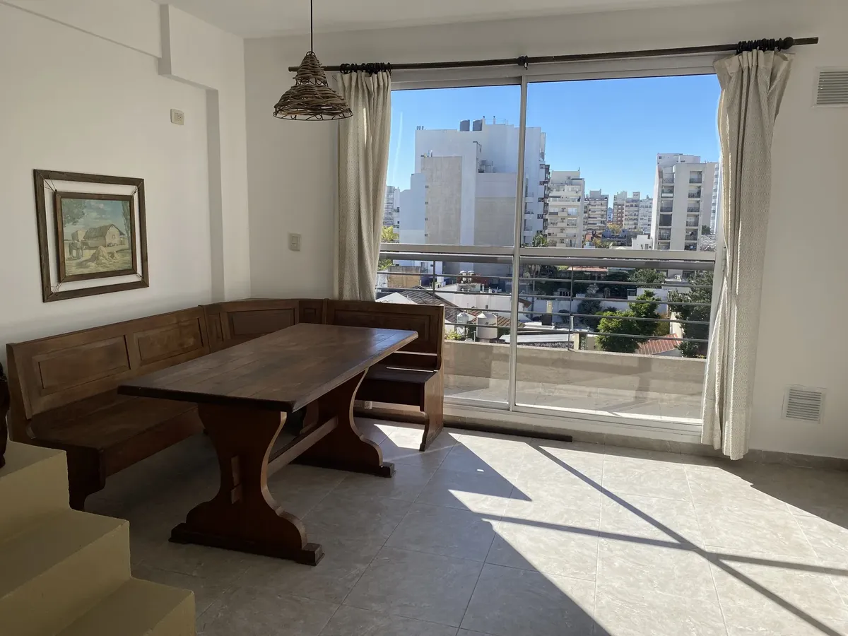 Departamento Súper Luminoso - Frente Y Contrafrente