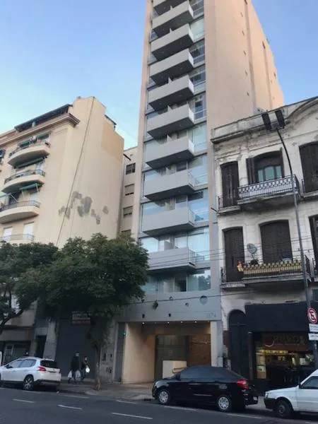Estúdio voltado ao norte, DVH e aquecimento no piso