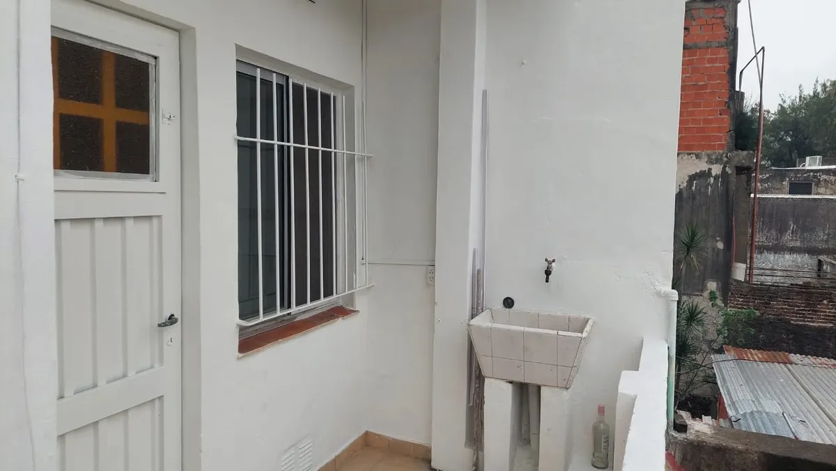 Alquiler Virreyes San Fernando Dpto 2 Amb .- Balcón Al Frente