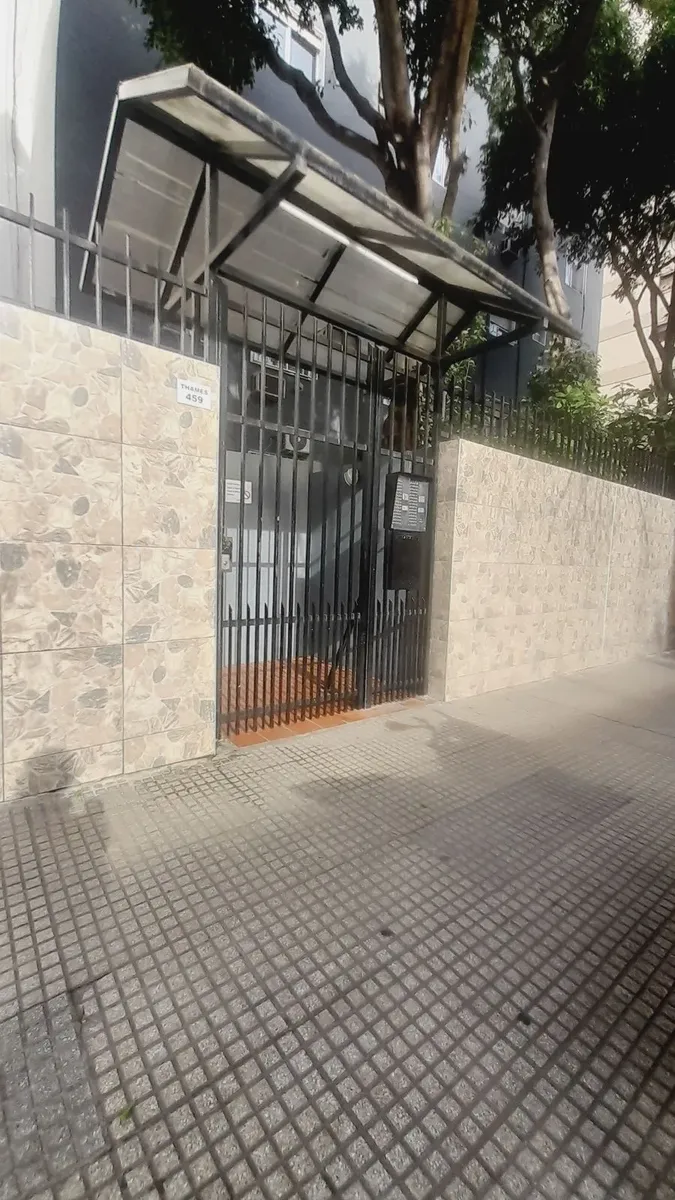 Apartamento 2 quartos com varanda