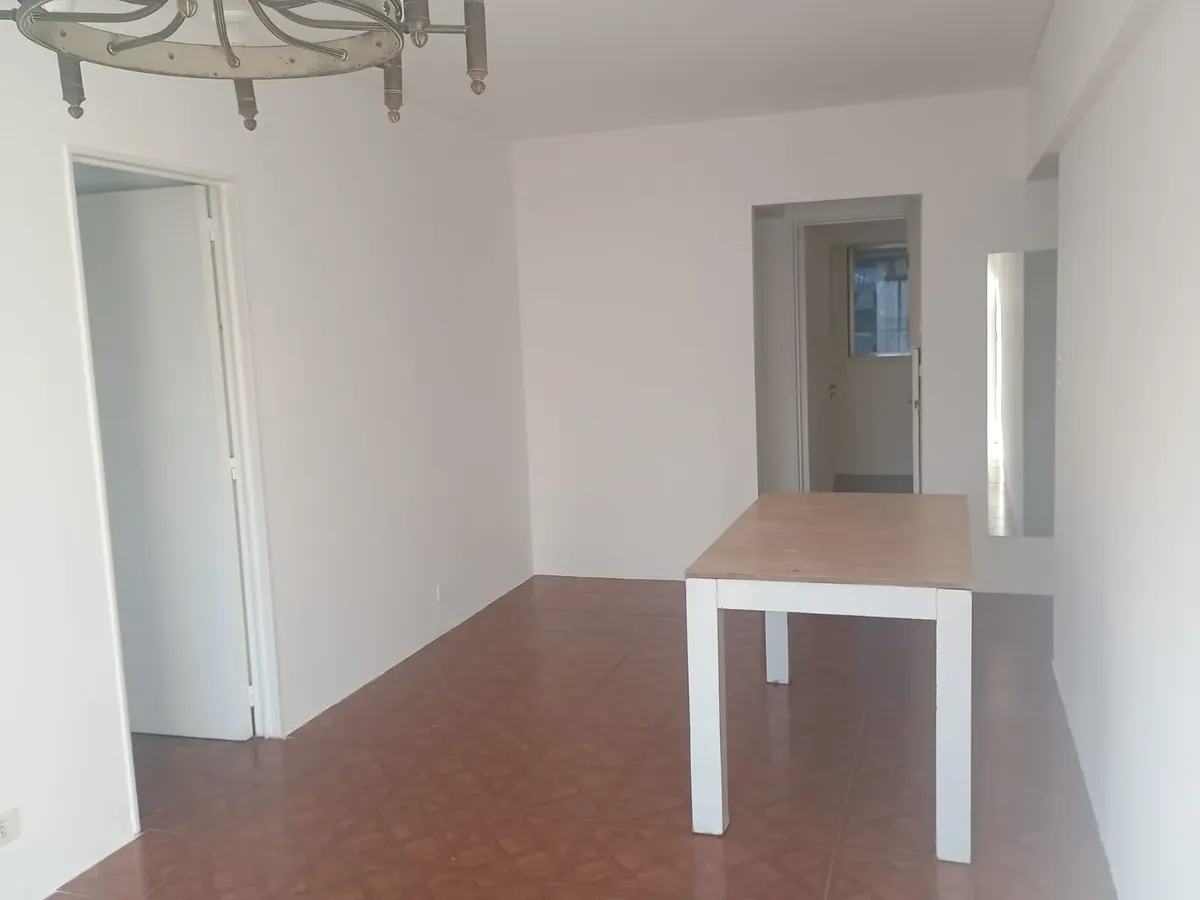 Listing: 2 bedrooms, Palermo