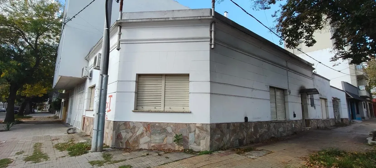 18 Esquina 37-casa En Alquiler Para Uso Comercial/profesional En La Plata