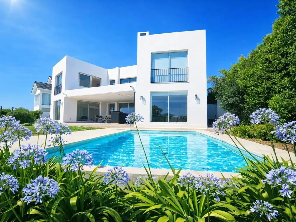 Casa Moderna En Alquiler Con Cuatro Suites Alisos Nordelta