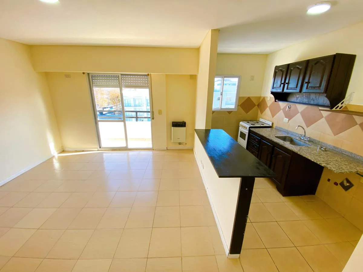 Listing: 1 bedroom, San Fernando