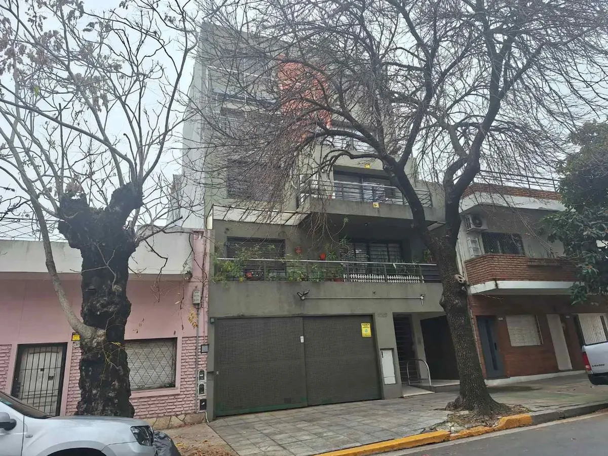 Alquiler Monoambiente C/patio Sin Expensas Coghlan