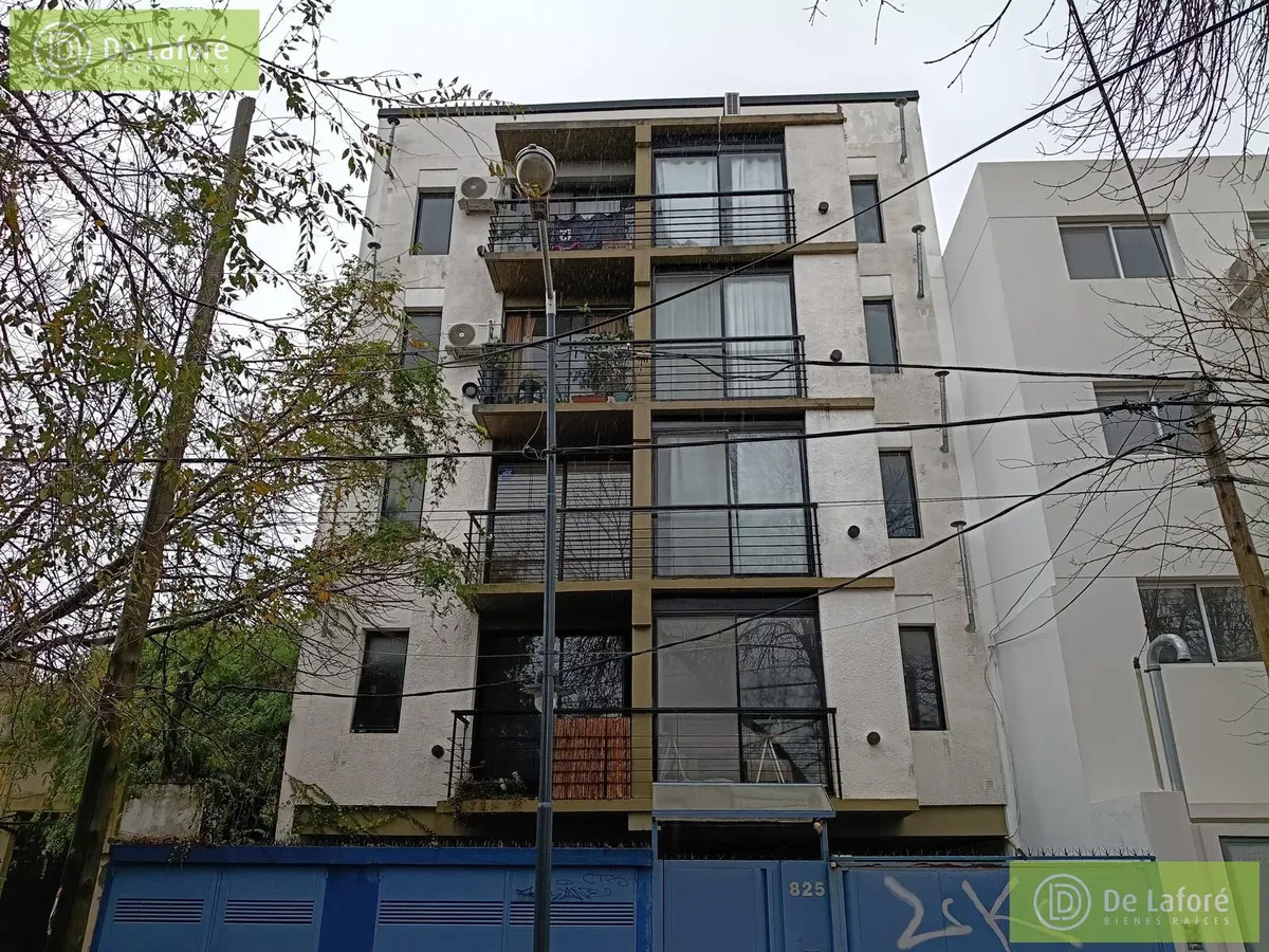 2-room apt, balcony and parking
