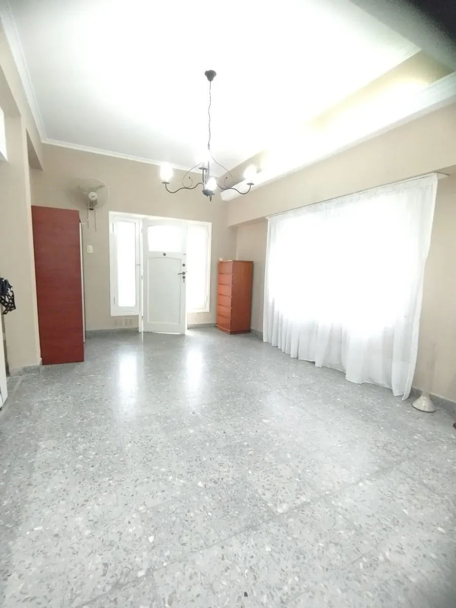 Monoambiente Al Frente Planta Baja .vivienda O Apto Profesional