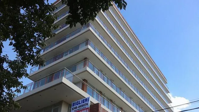 Tres Dptos.dos Ambientes En Alquiler