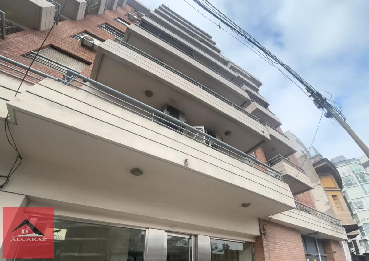 Departamento En Alquiler Chiclana Al 2900