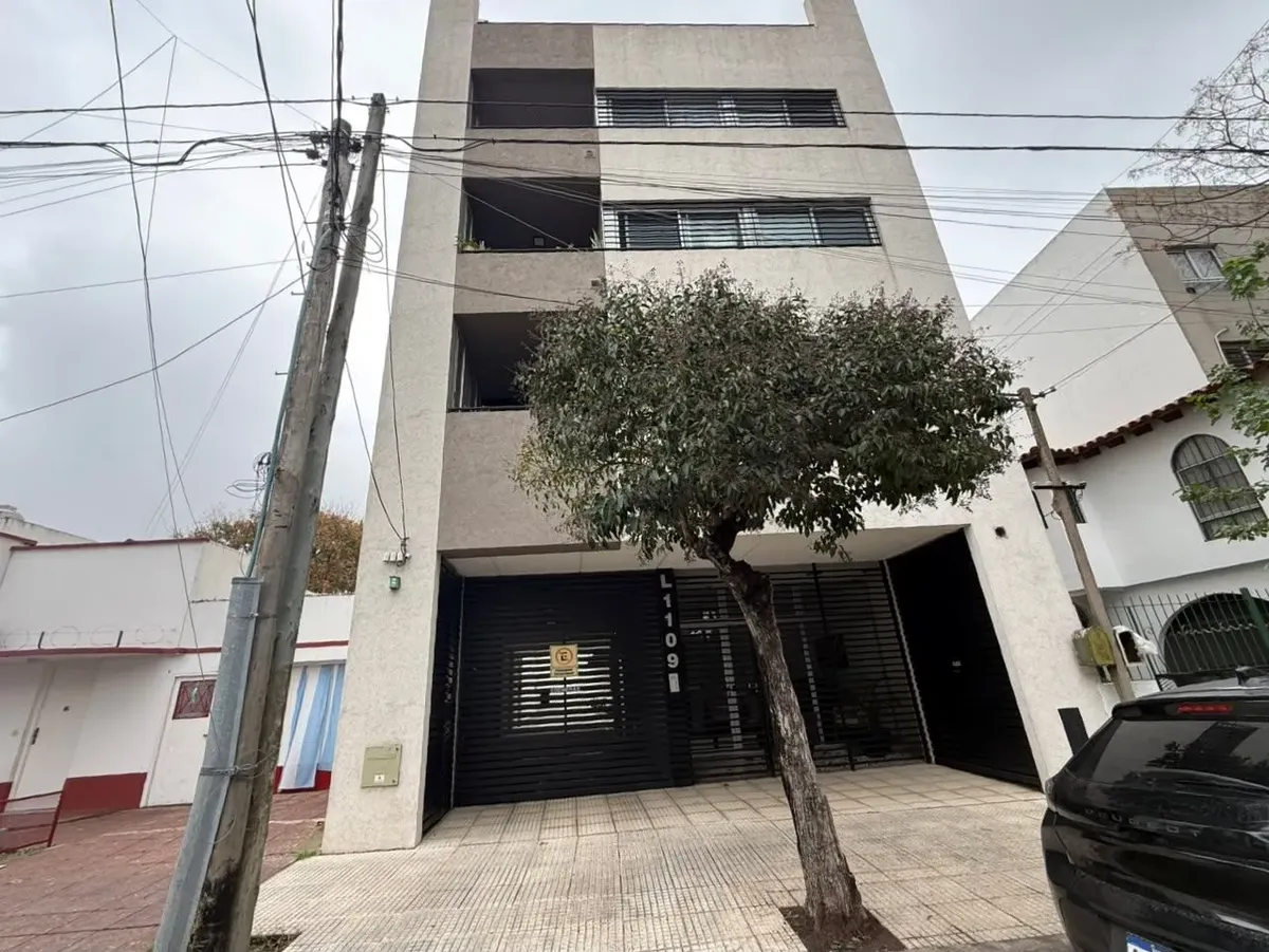 Alquiler Departamento Tres Ambientes Con Cochera Quilmes