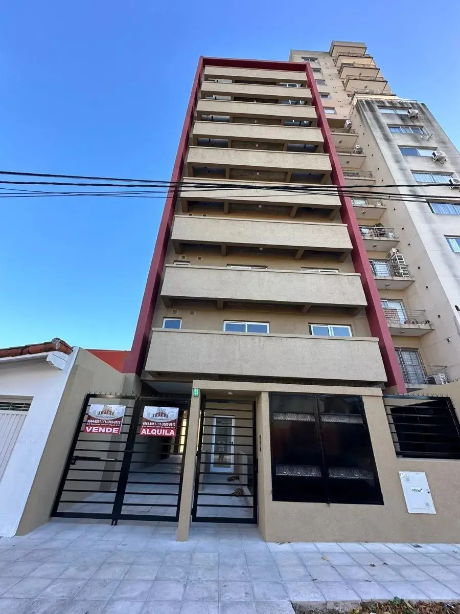 Departamento 2 Ambientes Con Balcon En Alquiler