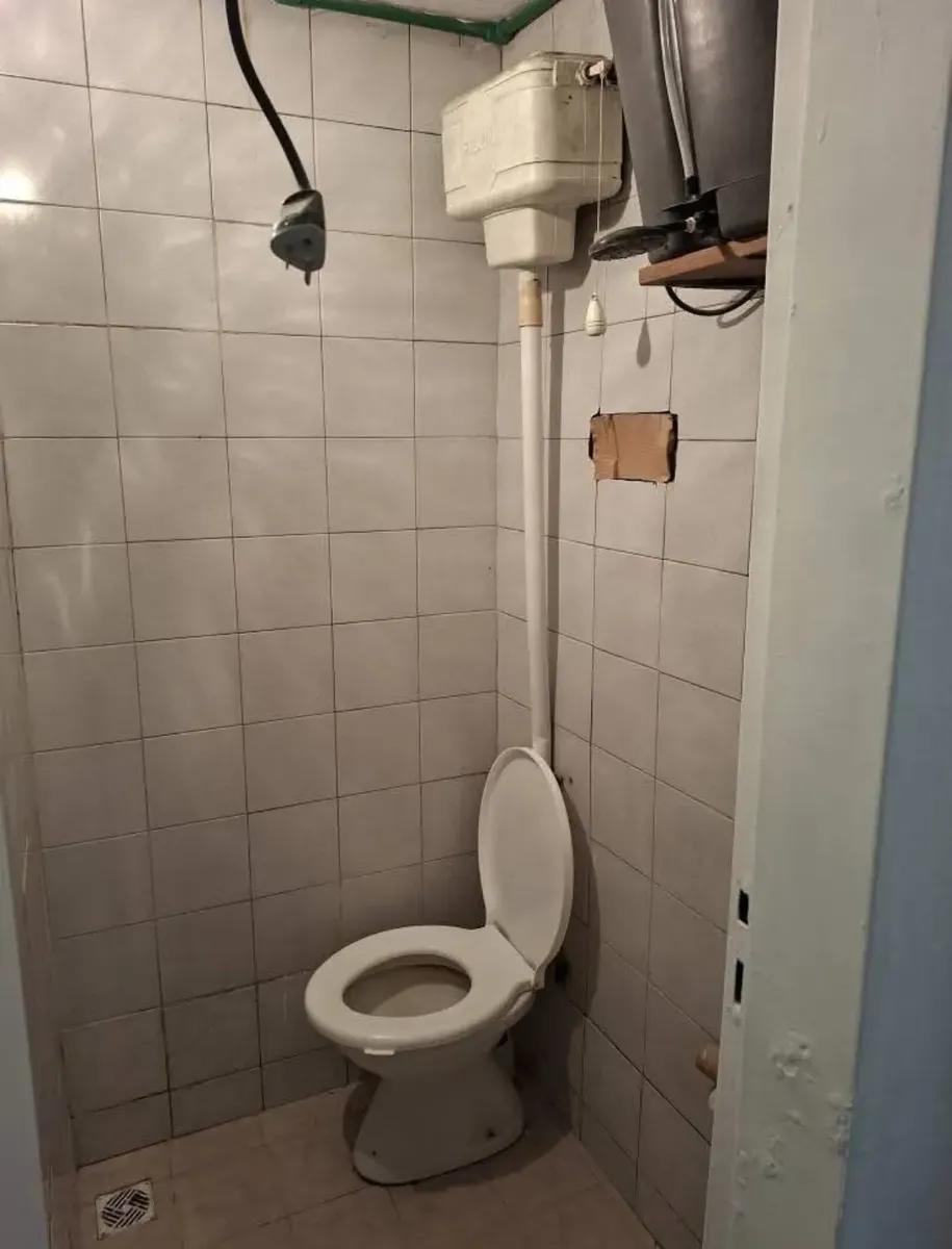 2 комнаты, дворик спереди