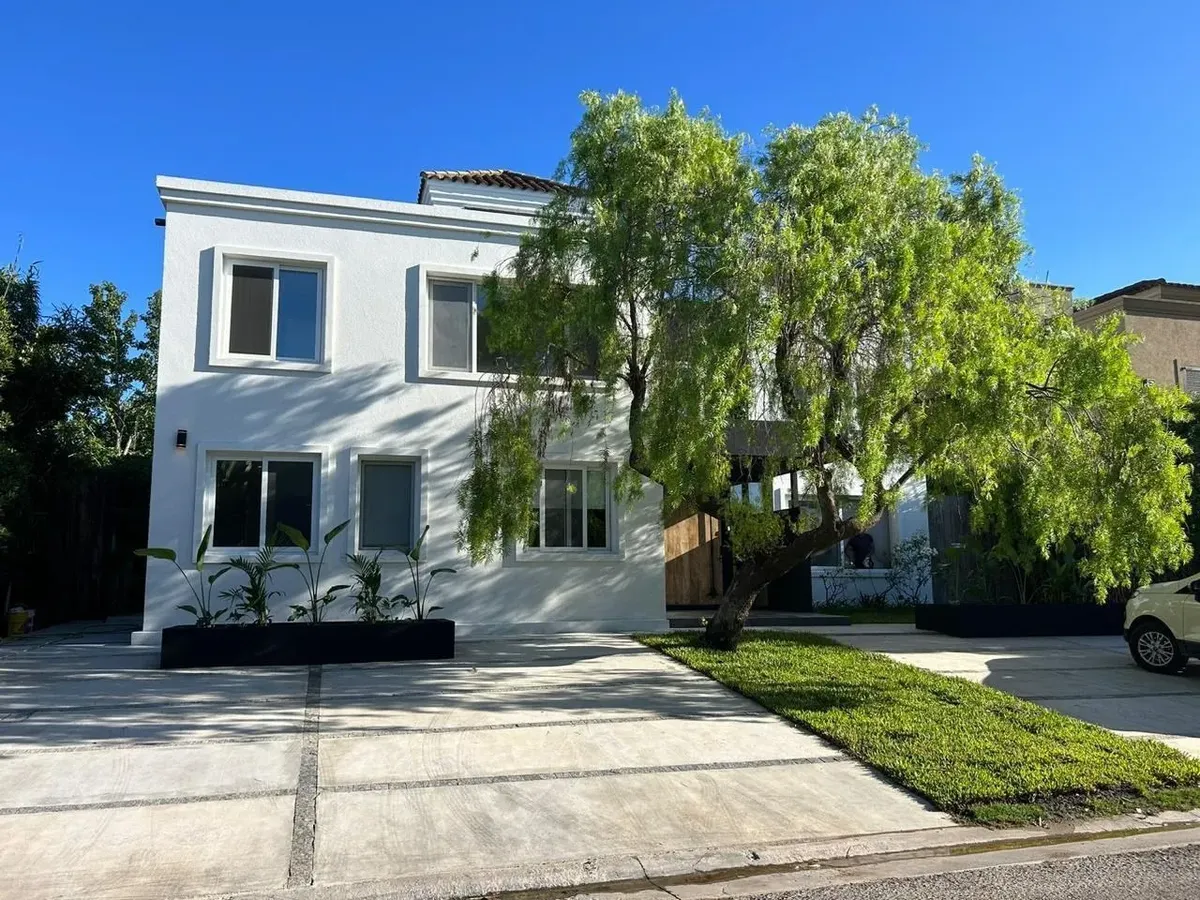 Casa En Alquiler En Santa Barbara, Tigre, G.b.a. Zona Norte
