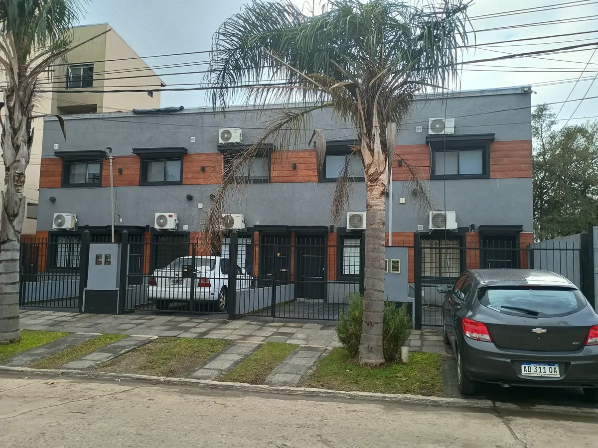 2-room duplex with patio