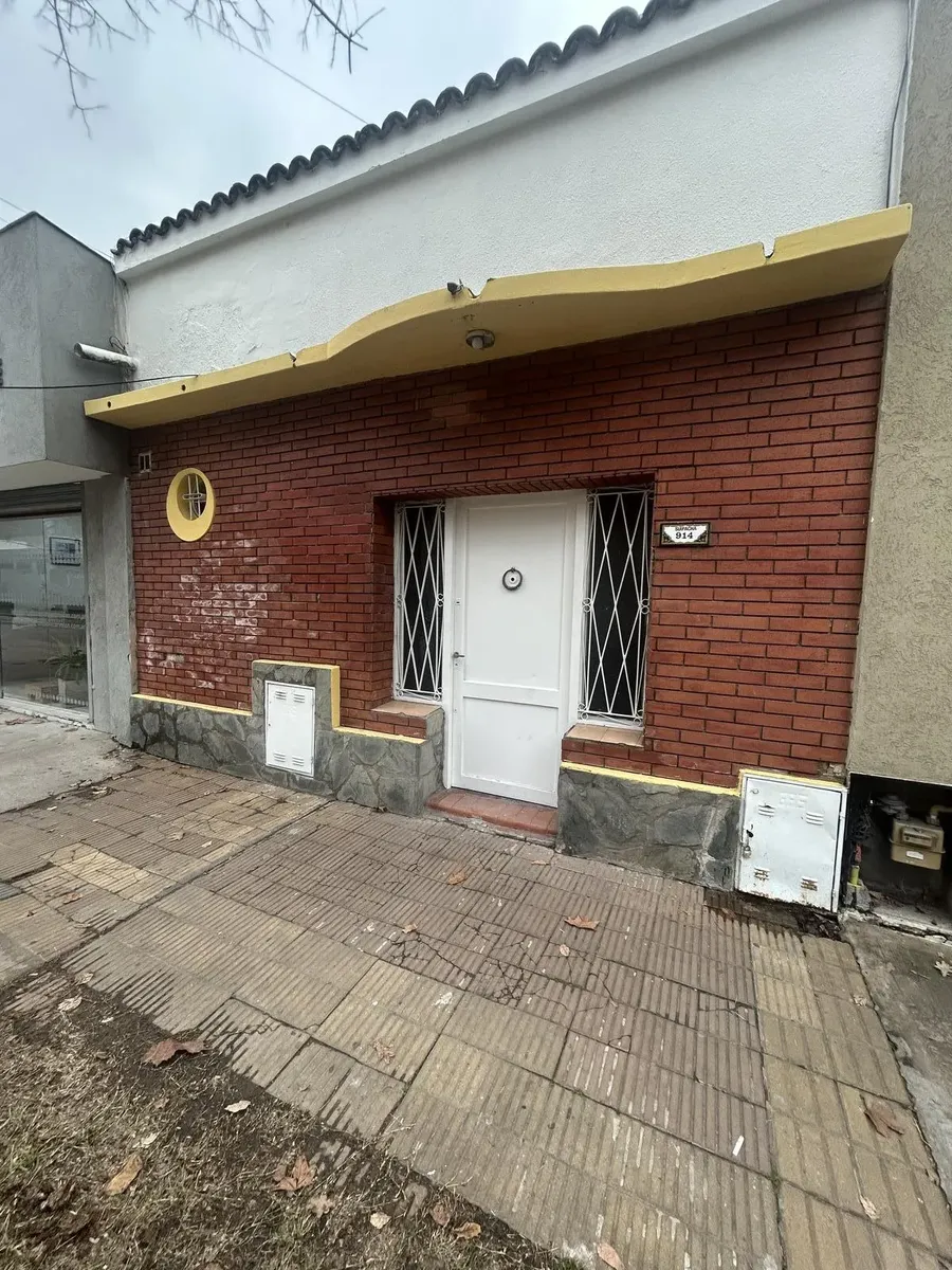 Casa de frente, 1 quarto