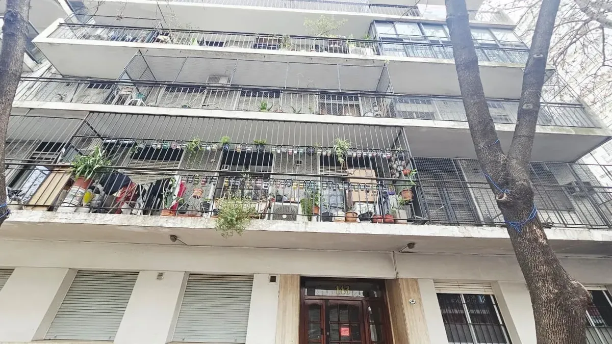 Departamento En Alquiler 3 Ambientes Con Balcón Corrido En Balvanera