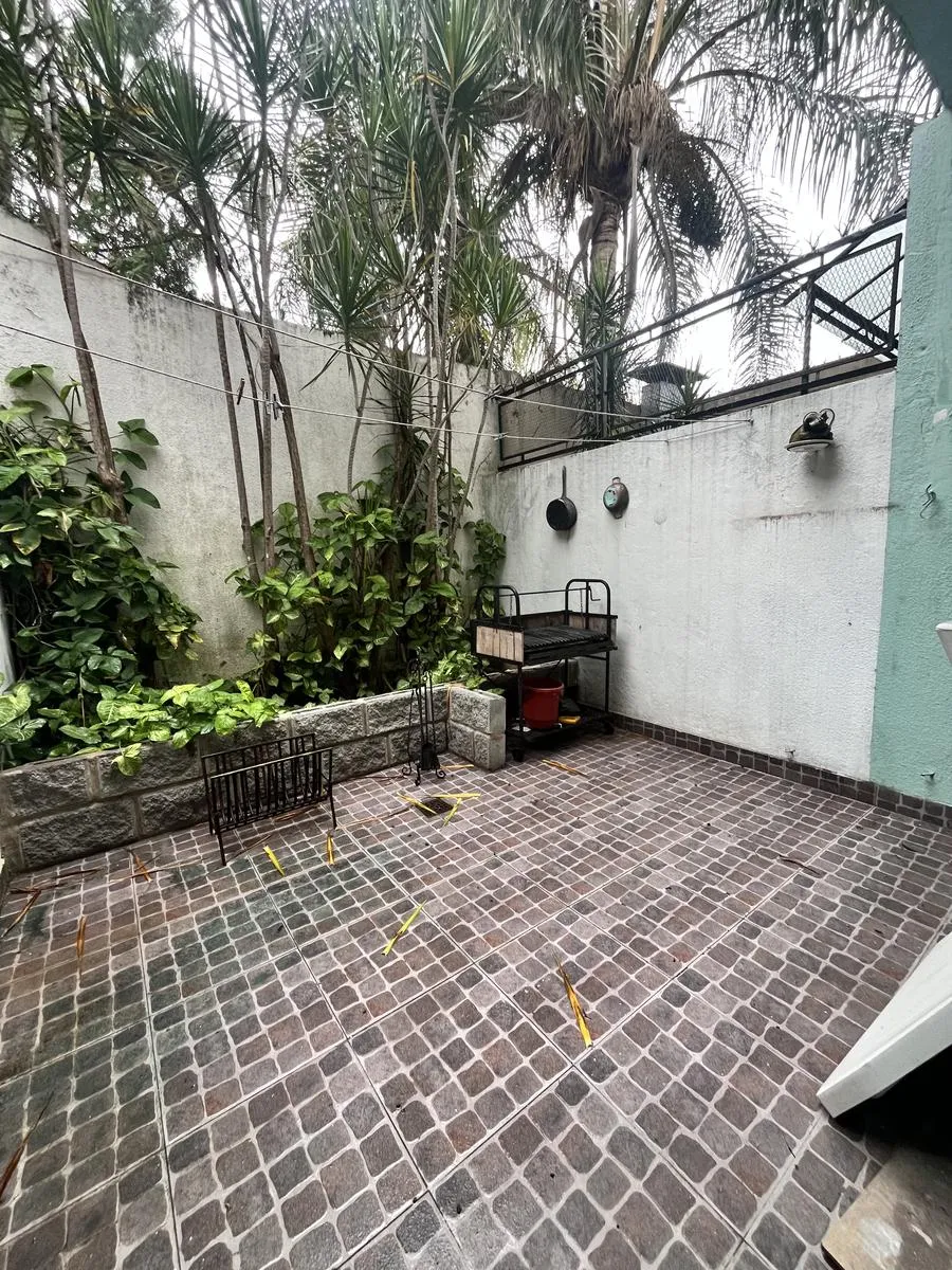Duplex 3 ambientes con patio