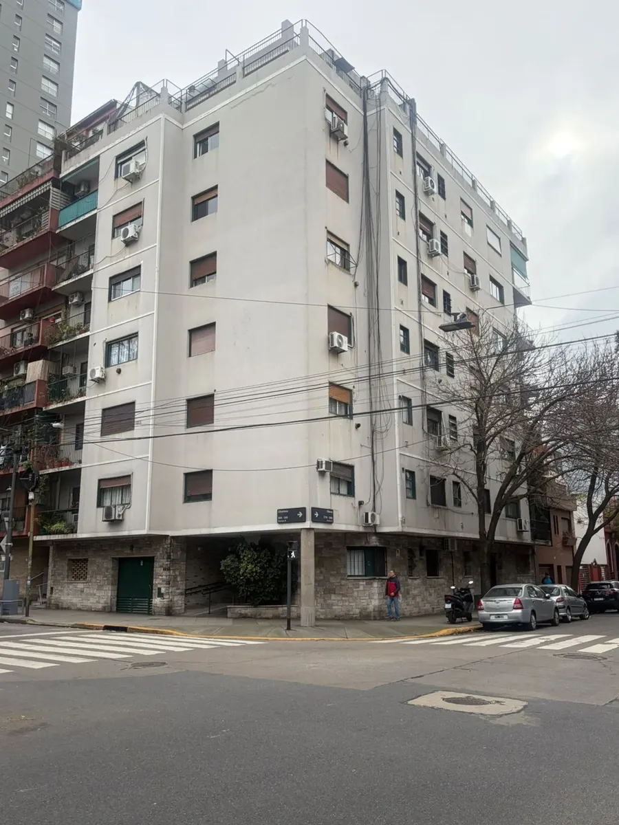 Chacarita 2-room north-facing