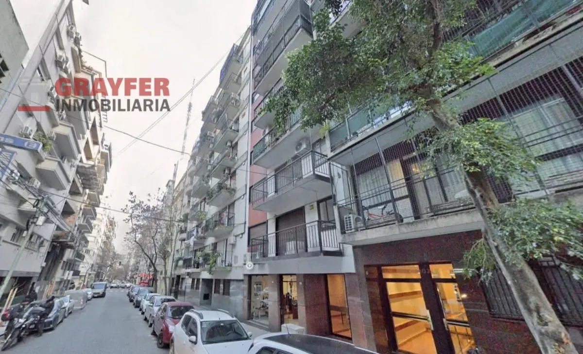 Arenales 2300, parquet and gas