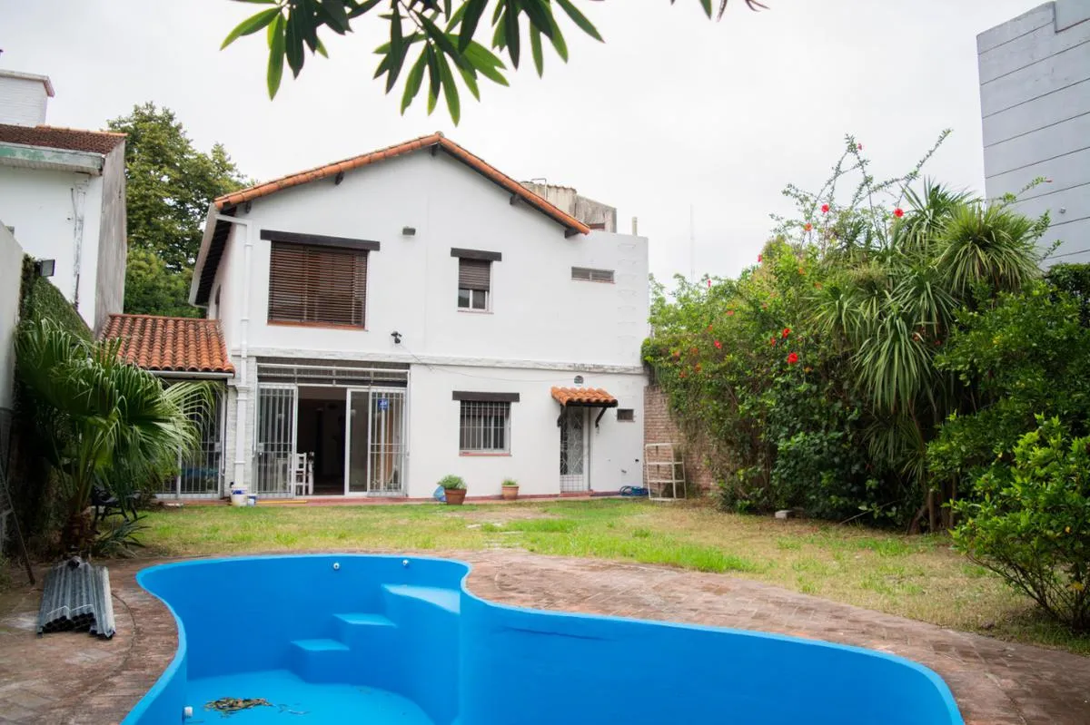 Casa De 5 Ambientes En Alquiler En Acassuso