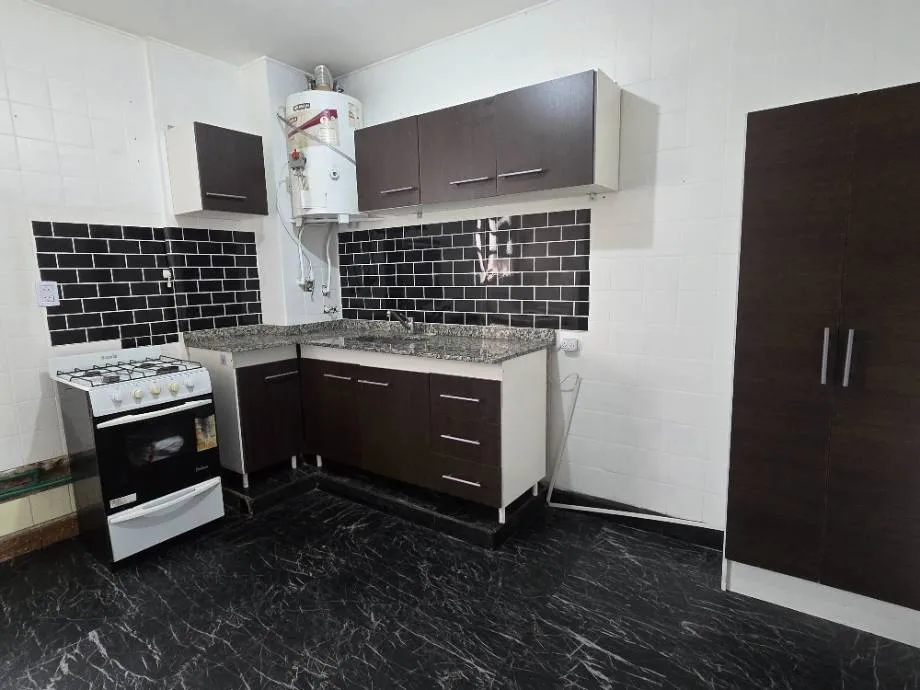Departamento En Alquiler En Moron Centro