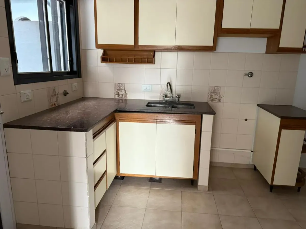 Departamento 3 Ambientes 1° Piso Por Escalera