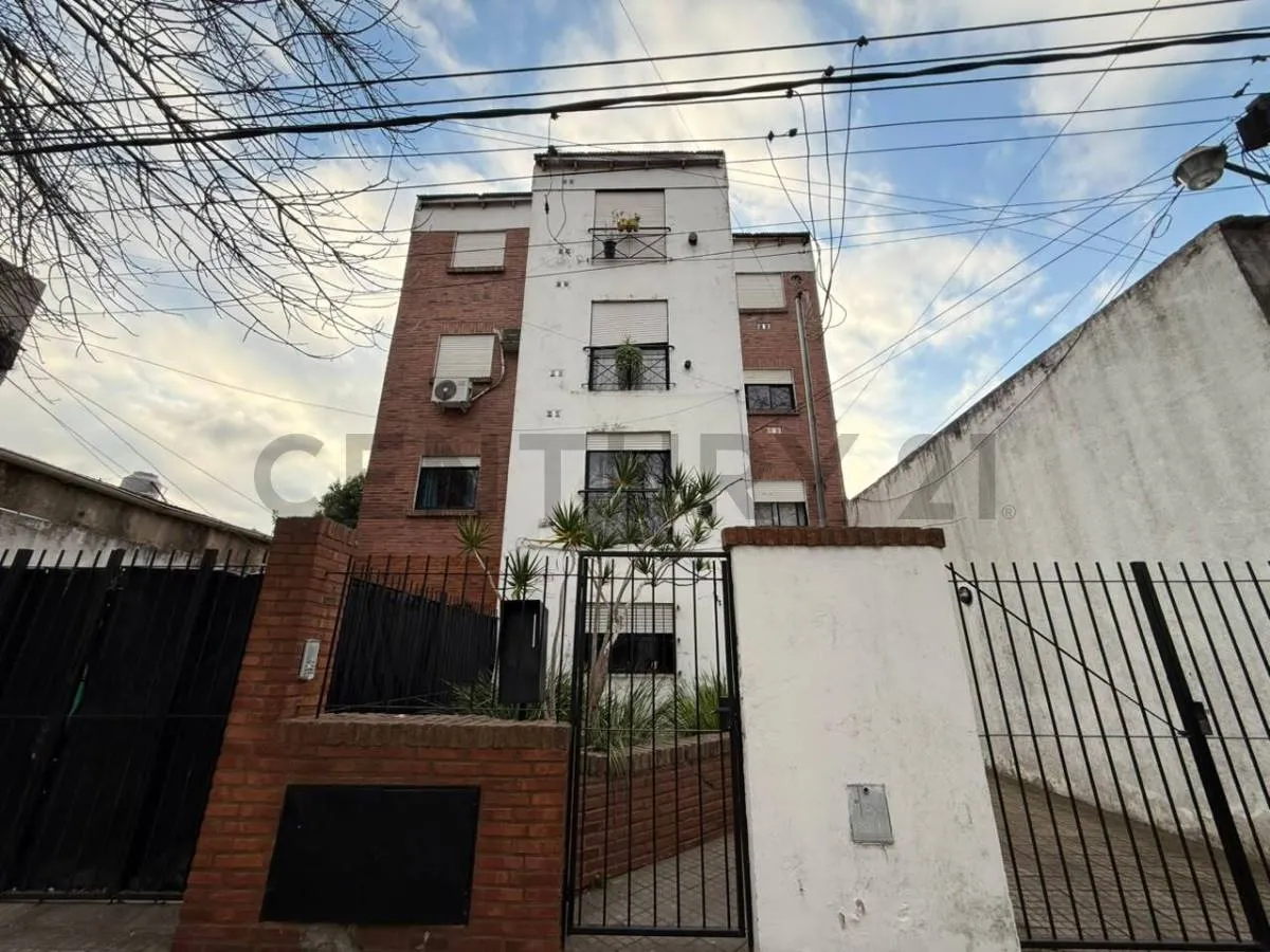 Imóvel: 1 quarto, La Plata