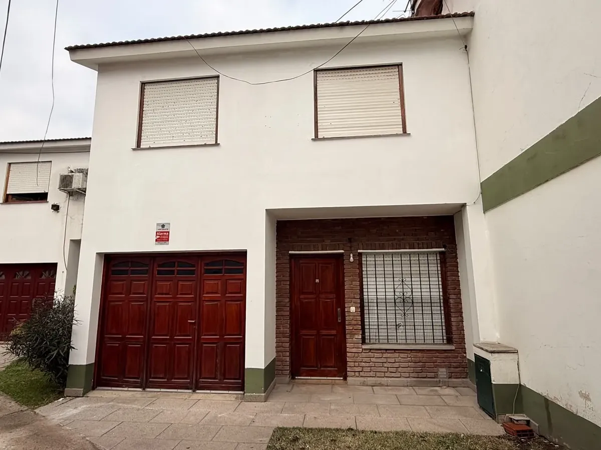 Duplex 3 Dormitorios En Alquiler En Monte Grande