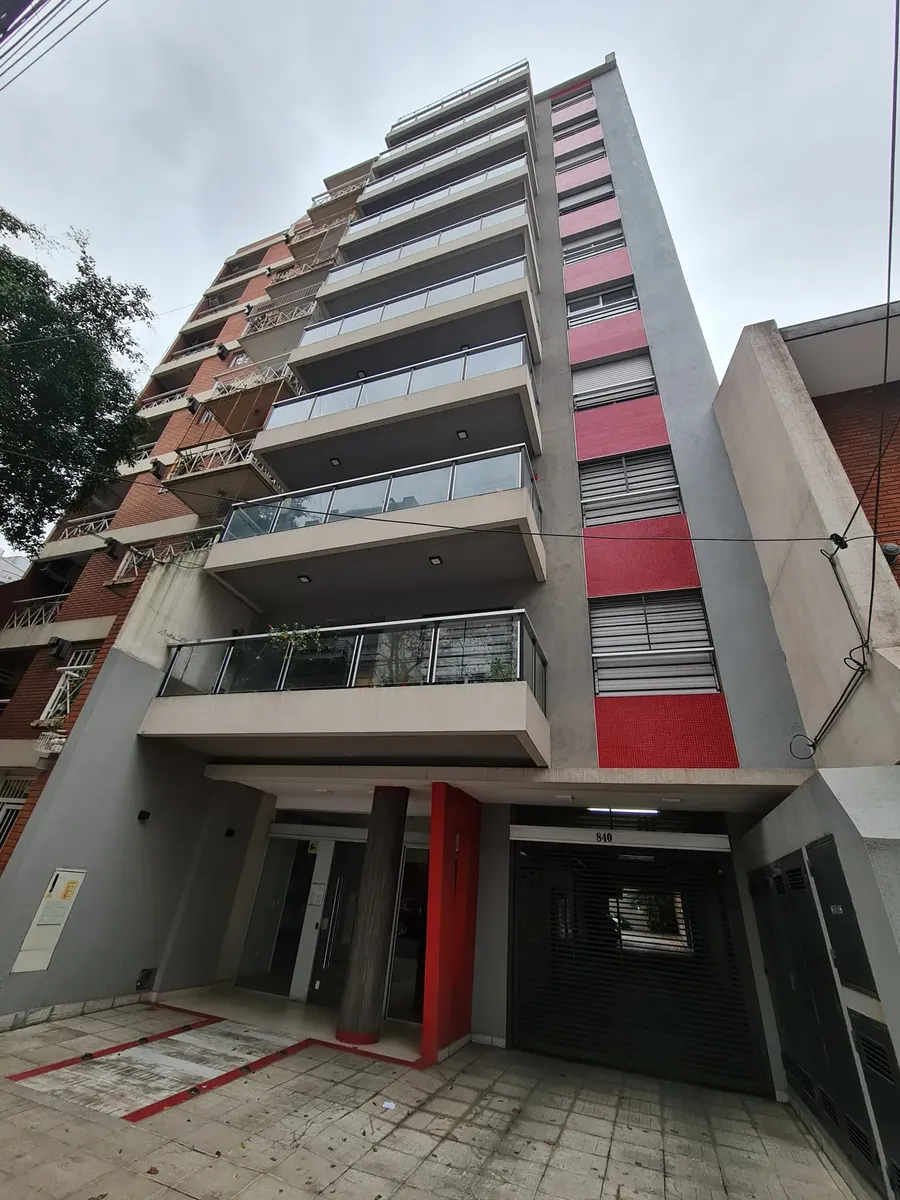 1 Amb Y Medio. De 52 Mts Cachimayo 834 8a Balcon Vista Panoramica (parque Chacabuco)