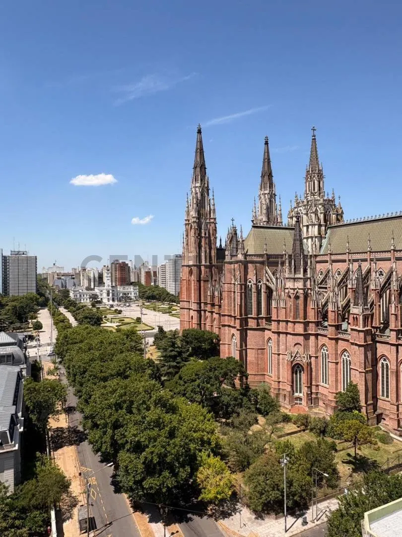 Departamento En Alquiler - De 1 Dormitorio Con Cochera Y Amenities