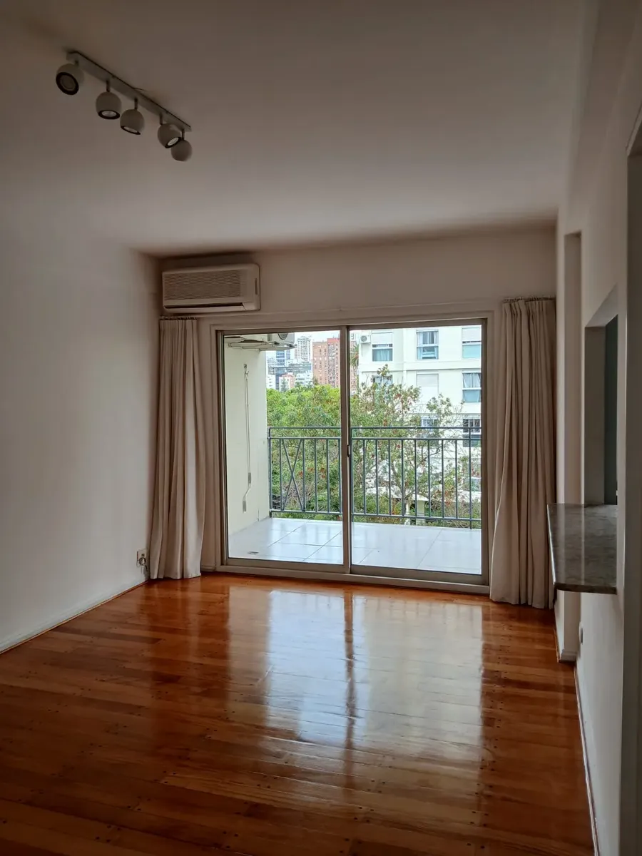 Impecable Dto 2 Amb. Dueña Alquila En Belgrano, 50 M2. Cochera Fija Cubierta, Full Amenities