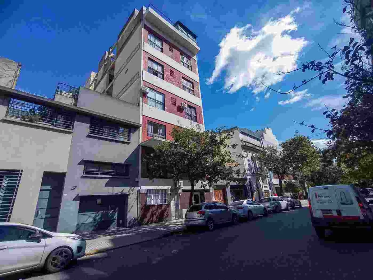 Monoambiente Con Balcón - Alquiler En Villa Cresp