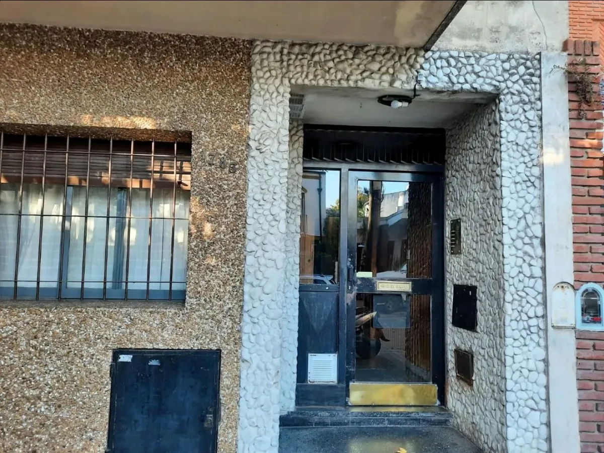 2-room internal unit, kitchen with laundry