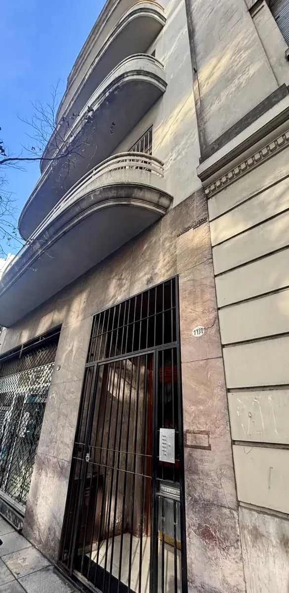 Alquiler Luminoso Departamento 5 Ambientes En Muy Buen Estado De Conservación Congreso