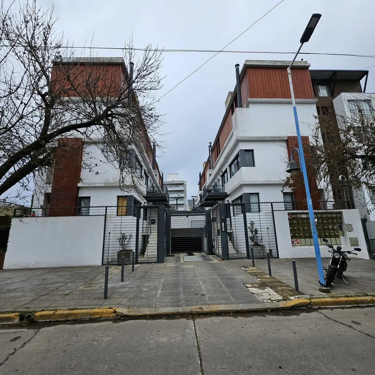 Дуплекс 2 спальни, балкон с грилем