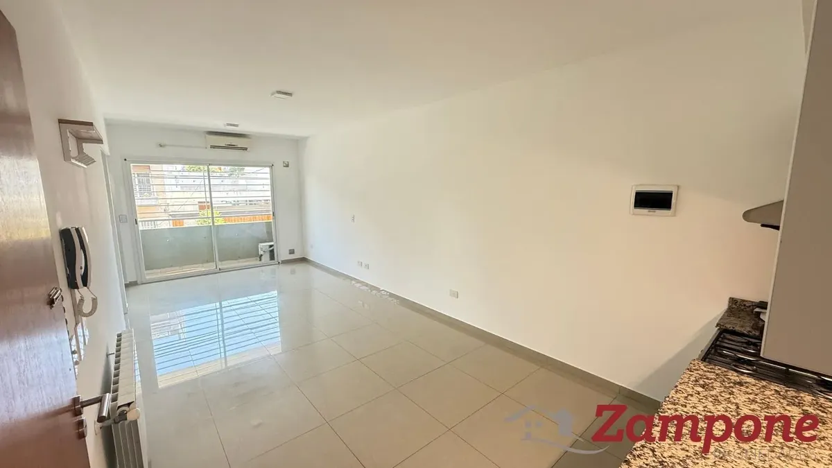 Monoambiente En Alquiler En Charlone Al 2100 - Villa Urquiza