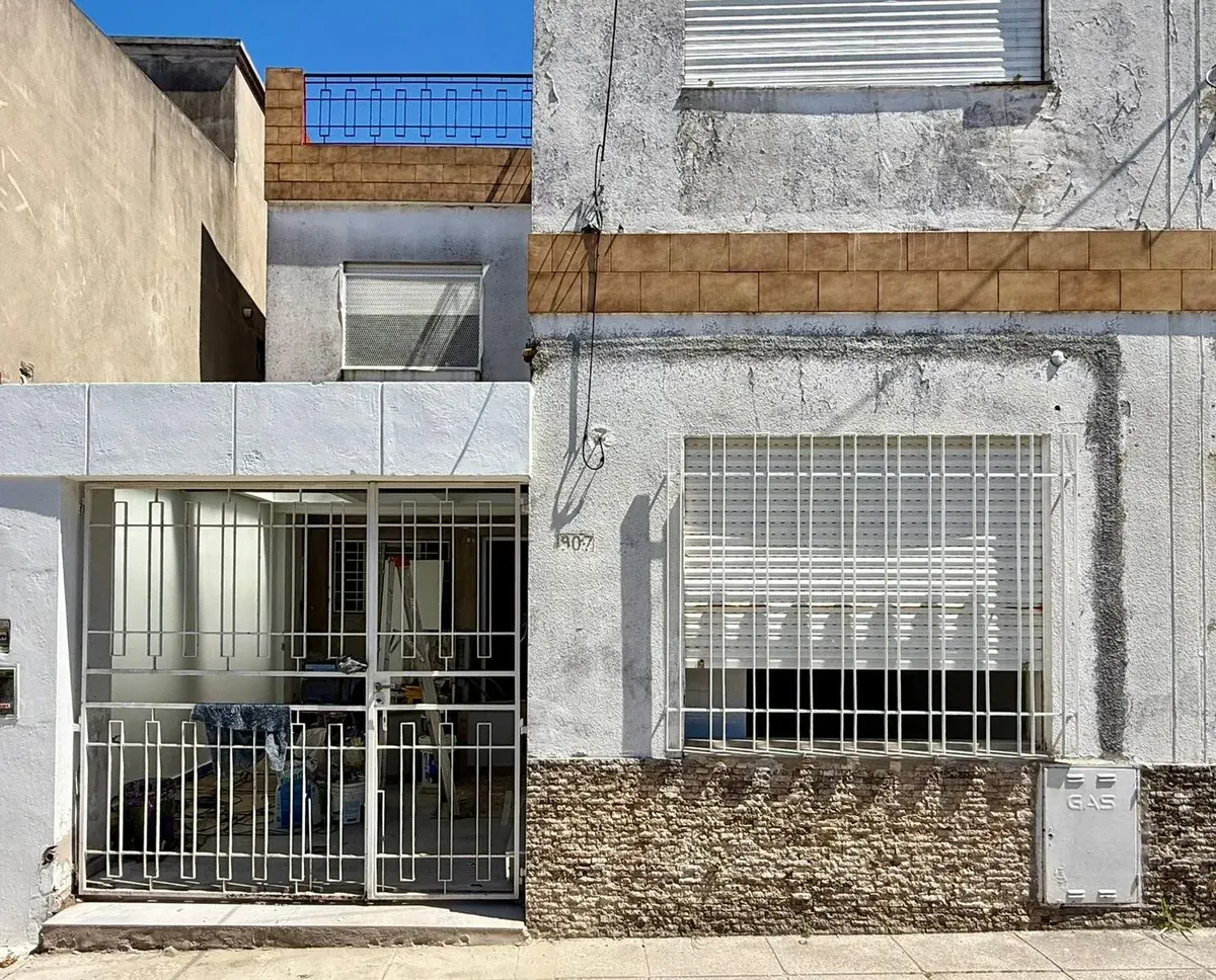 Casa En Alquiler, 2 Dormitorios En El Palomar, Reciclado