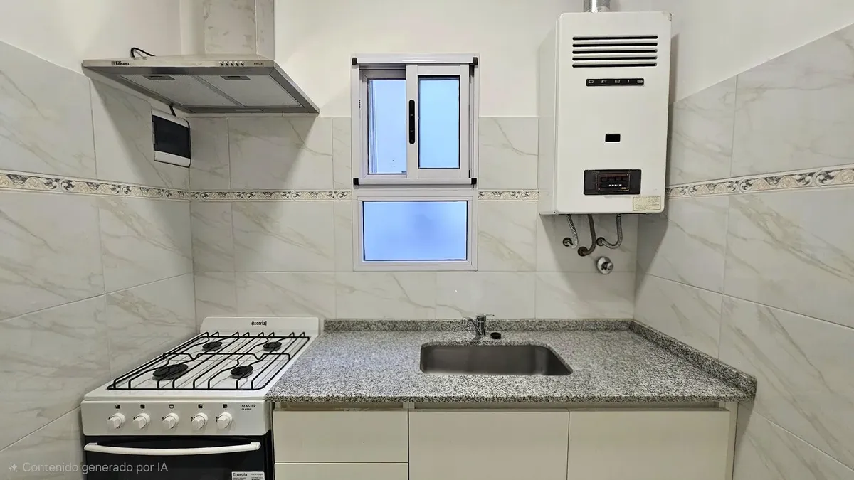 Departamento De 2 Ambientes Reciclado Al Contrafrente - Luminoso