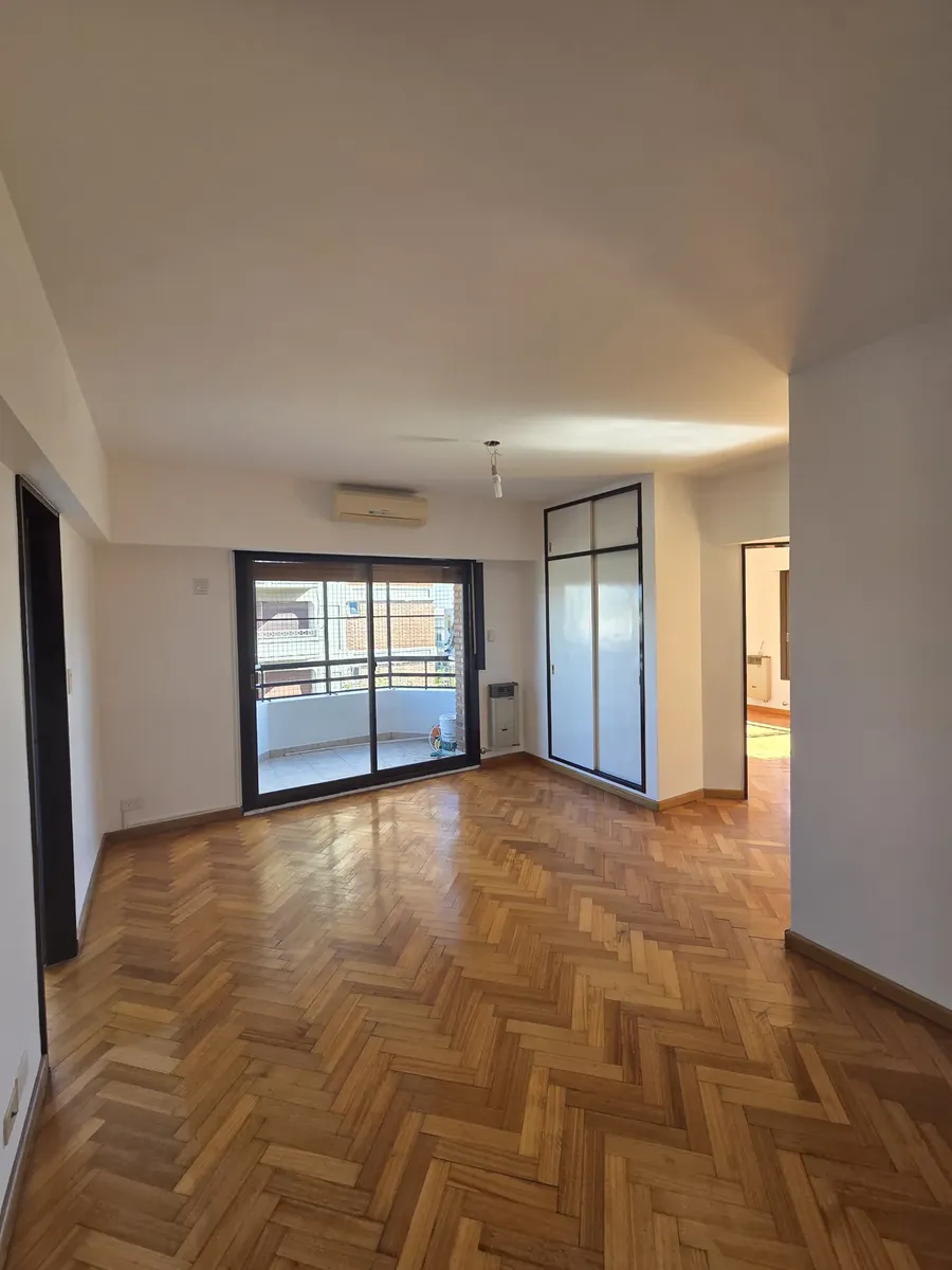 Alquiler Impecable 3 Ambientes En Villa Urquiza - Recién Renovado - Bien Ubicado Y Sol
